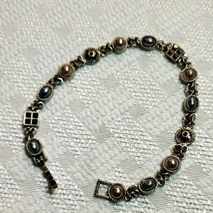 Elegant Silver and Purple Bracelet